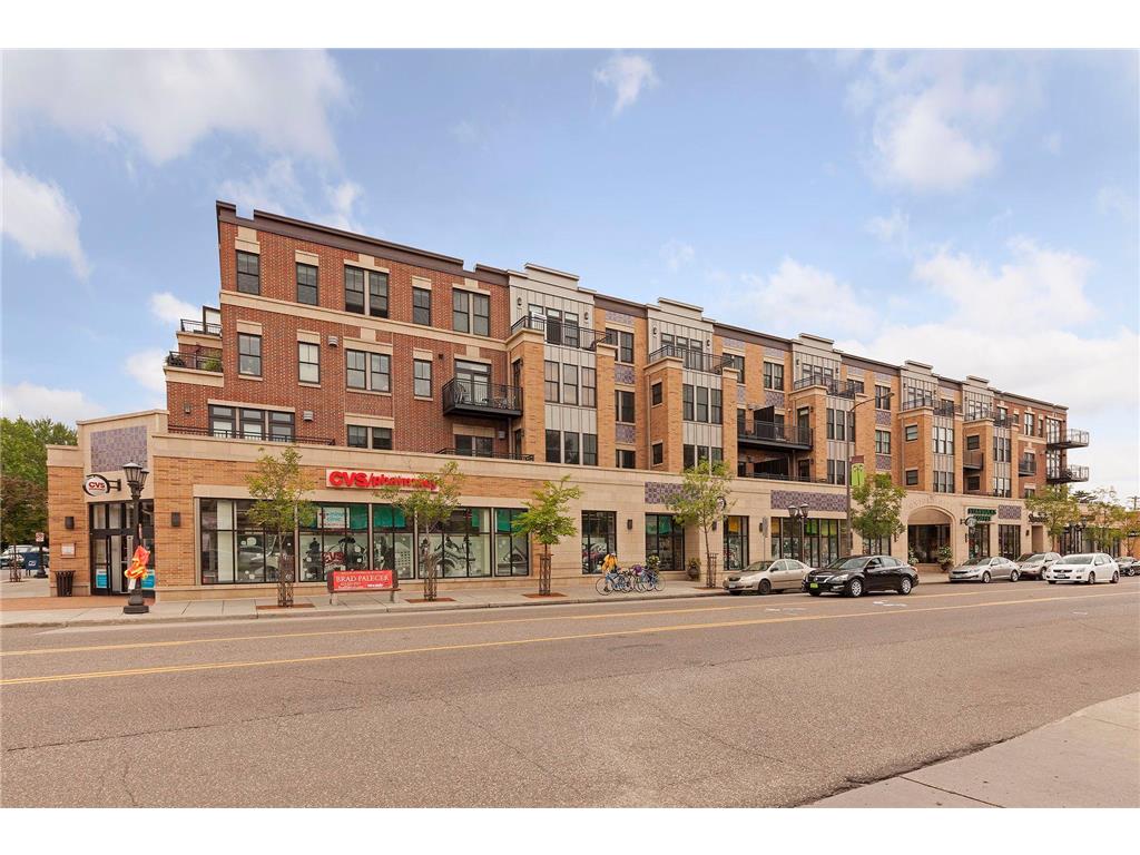 1060 Grand Avenue #404, Saint Paul